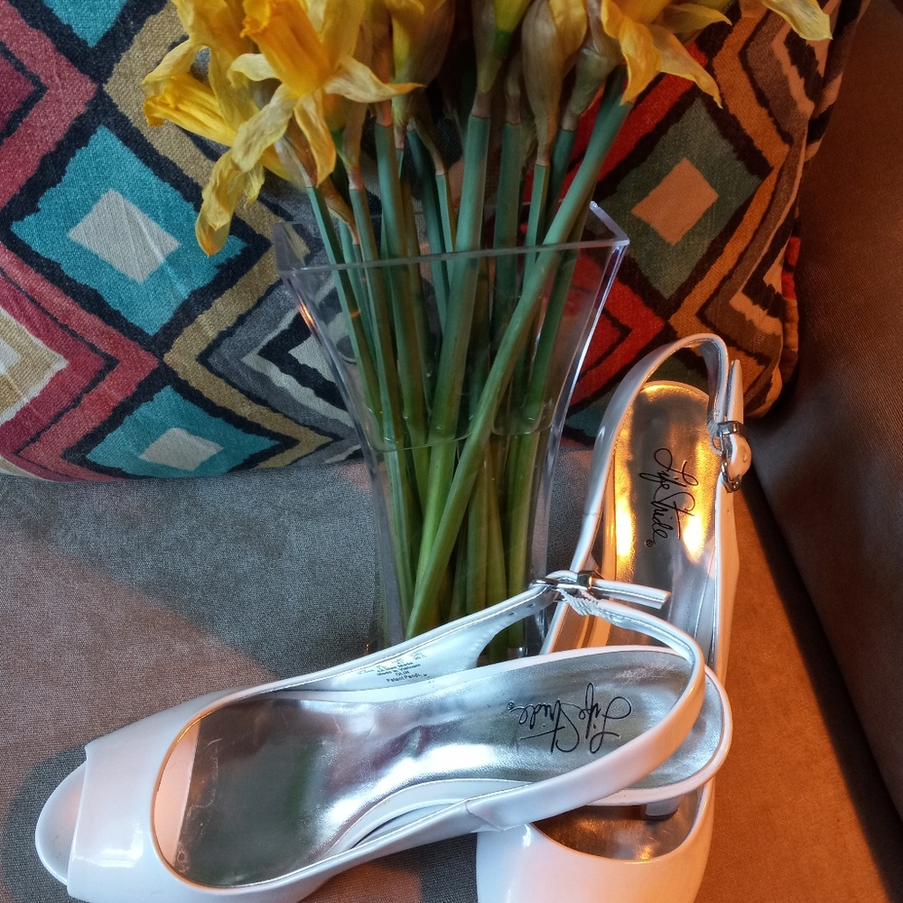Women's open toe Life Stride whit heels